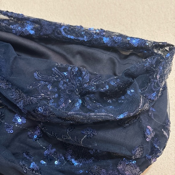 Evening Gown Navy Lace Shear Sequins Spaghetti Strap Deep V-Neck SzL Lined - Picture 6 of 12